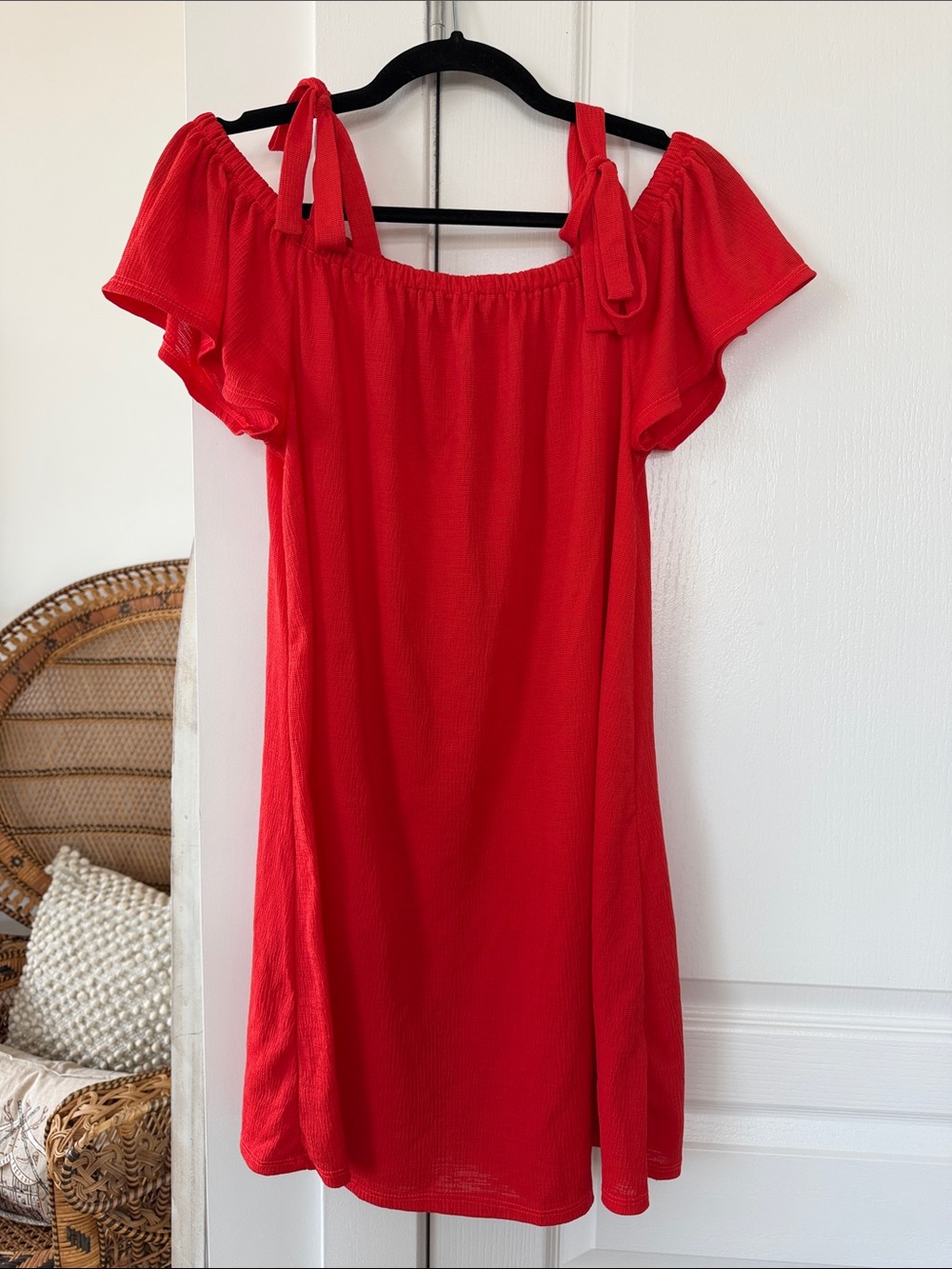 Green Envelope Red Off-Shoulder Tie-Strap Dress